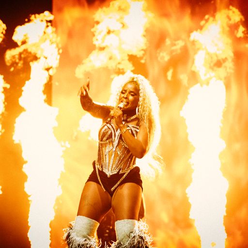 mary j blige mjb good morning gorgeous tour 1