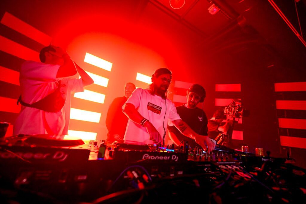 Watch Daft Punks Thomas Bangalter Join Fred Again.. for First DJ Set in 16 Years